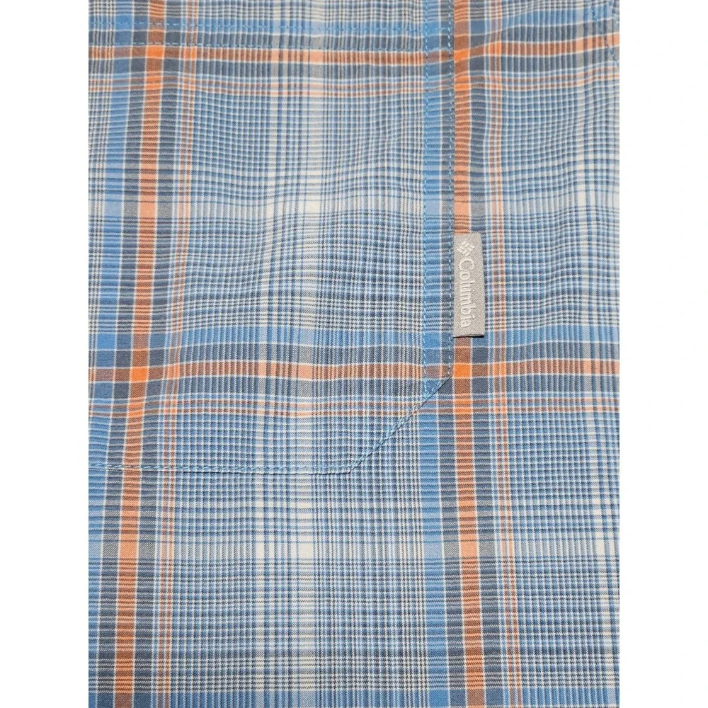 Columbia Mens L Short Sleeve Button Down Shirt - Picture 4 of 5